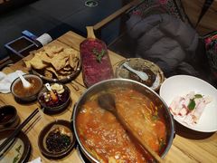 -黔诚多彩火锅(甲秀楼店)