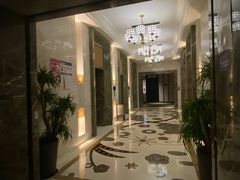 -万泊酒店(长沙五一广场国金中心店)
