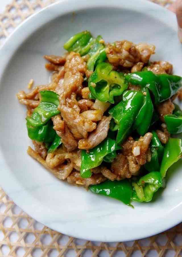 厚厨·邻家小院-"我们是路过这个城市,晚上安顿好酒店就在网..."-大众