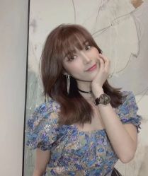 -变画·发型STUDIO