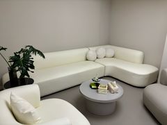 -壹点灵·心理咨询中心(中山公园店)