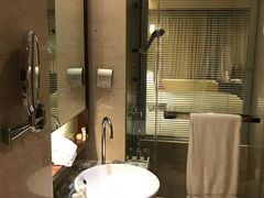 -上海龙之梦万丽酒店