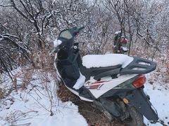 -鬼笑石后山停车场