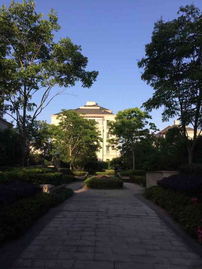 绿城·英溪桃源-"这是英溪桃源小区物业公司为了响应全民健身.