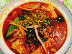 -丽丽三鲜螺蛳粉(田林路店)