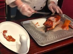 金牌片皮鸭-亢龙太子酒轩(东湖店)