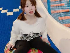 -嘿哟动霸CHUA·新潮玩运动娱乐中心·蹦床滑冰团建乐园