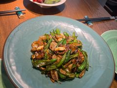 辣椒炒肉-巷子里·红谷宴(万象城店)
