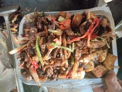 -老周炒拨拉(甘州总店)