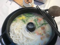 -飞虎过桥米线(翠湖店)