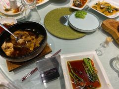 -宝燕海货工场(长江国际店)