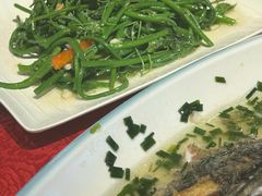 -粤北餐馆