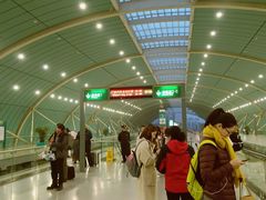 -龙阳路磁悬浮列车总站-停车场