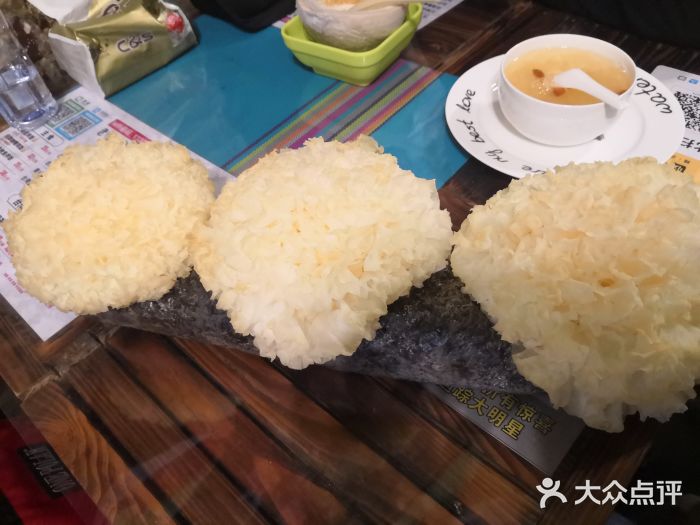 老味道台湾美食馆台式卤肉饭图片