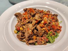 -黄泥岗·地道湖北菜(奥特莱斯店)