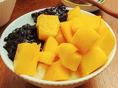 芒果白雪黑糯米-小团圆糖水铺(襄阳南路店)