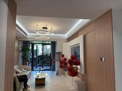 -龙发世家(广洋华景苑店)