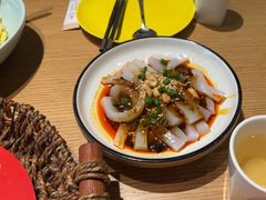 -渝信川菜 · 川味家常菜(财富购物中心店)