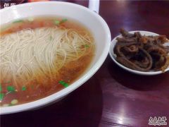 爆蟮面-朱鸿兴面馆(镇湖店)