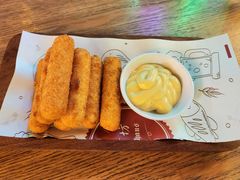 -Famous肥猫墨西哥音乐餐吧(五棵松华熙LIVE店)