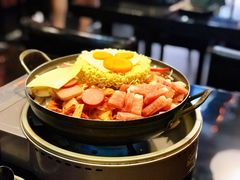 泡菜五花肉锅-炙韩料理·部队锅专门店