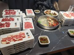 -魁牛·潮汕牛肉自助火锅(沈辽路万达店)