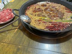 -黄潇洒老火锅(九眼桥宏济巷店)