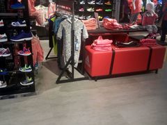 -adidas(正佳广场店)
