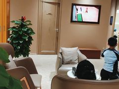 -柏乐口腔医院·舒适化无痛种植牙中心(东盟商务区院)