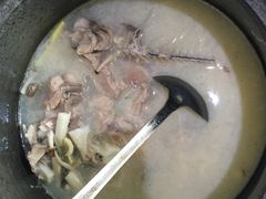 砂锅雅鱼-干老四雅鱼饭店(滨江西路店)