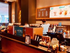 -星巴克(杭州湖滨银泰E区店)