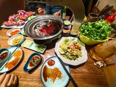 -明洞阿姨·韩式酱蟹烤肉·创意料理(三元桥店)