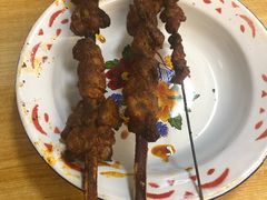 红柳烤肉-老钟家烤羊排·敦伊阁清真餐厅胡羊焖饼