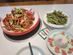 -乡土黄·鲜牛肉火锅·小龙虾(兴业街店)