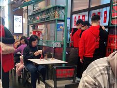 大堂-肥汁米蘭香港米线(长宁来福士店)