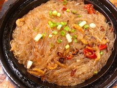 蟹黄粉丝煲-老街坊劈柴院(济南总店)