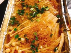 蒜蓉锡纸金针菇-臻馆小龙虾