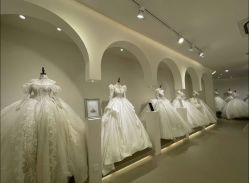 -Color卡诺婚纱礼服馆(南京严选店)