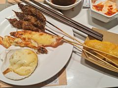 -金马门国际美食百汇(珞喻路店)