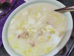 花猪肉白菜豆腐-95号酱骨·一块豆腐(展春园西路店)