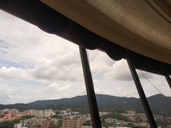 -旋转餐厅