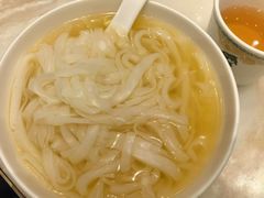 -麦奀云吞面世家 山顶店(山顶广场店)