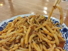 -白翔甜食店