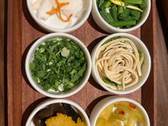 -良米山·云南野生菌过桥米线(上海首店)