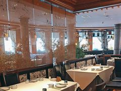 -八府香鸭·啫啫煲(华山路店)