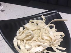 刀切面-京韵胡同·酱香羊蝎子火锅涮肉(长寿路店)