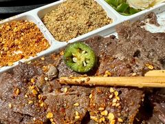 -喝丢一只鞋·东北烤肉·烧烤·铜火锅(江宁店)
