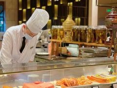 -广州万富希尔顿酒店·感趣自助餐厅·金秋蟹宴生蚝海鲜刺身烧烤