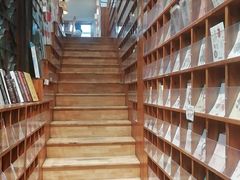 -猫的天空之城概念书店(苏州平江店)