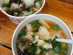 -手劲鱼丸馄饨铺(哈一百店)